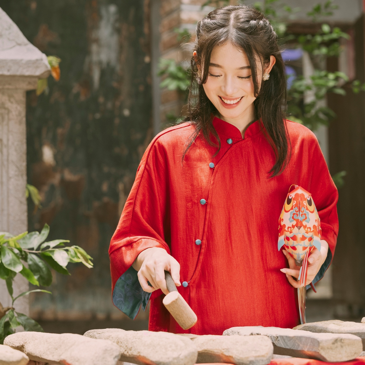 Portrait photography in Hanoi - slide 1